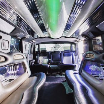 What Are The Must-Have Amenities in a Luxury Limo Service?